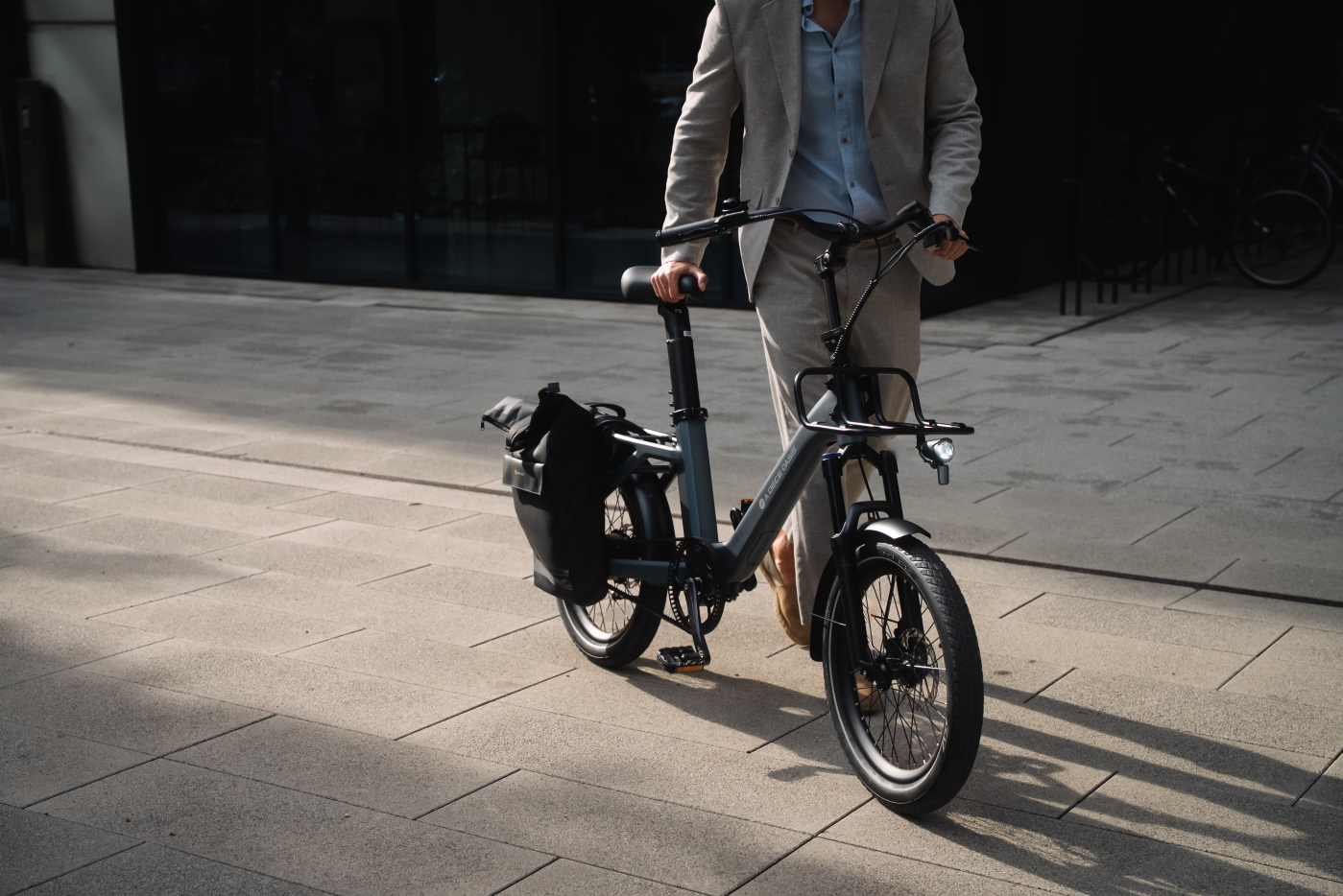 ADO 自転車 パニアバッグ 大型カジュアルバックパック Backpack Luca