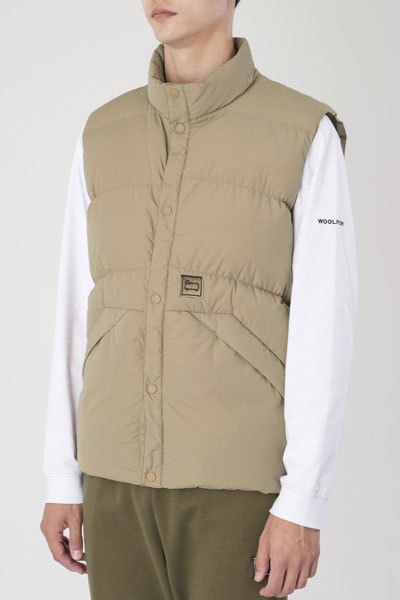 WOOLRICH (ウールリッチ) GREYLOCK DOWN VEST WOOLRICH（ウールリッチ） GREYLOCK DOWN VEST/WJVE0008_BE ダウン