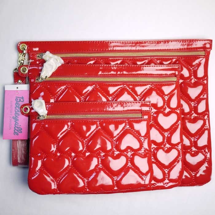 【ポーチ3セットハート柄/赤】ベッツィージョンソン9034 Betsey Betsey Johnson ベッツィージョンソン ポーチ レディース 3