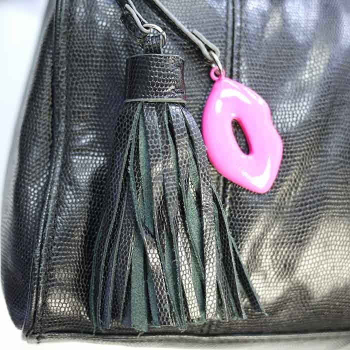 Betsey Johnson ベッツィージョンソン 牛革ハンドバッグ