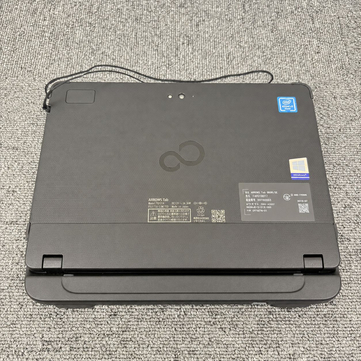 中古 Windowsタブレット 富士通 ARR...の詳細画像3