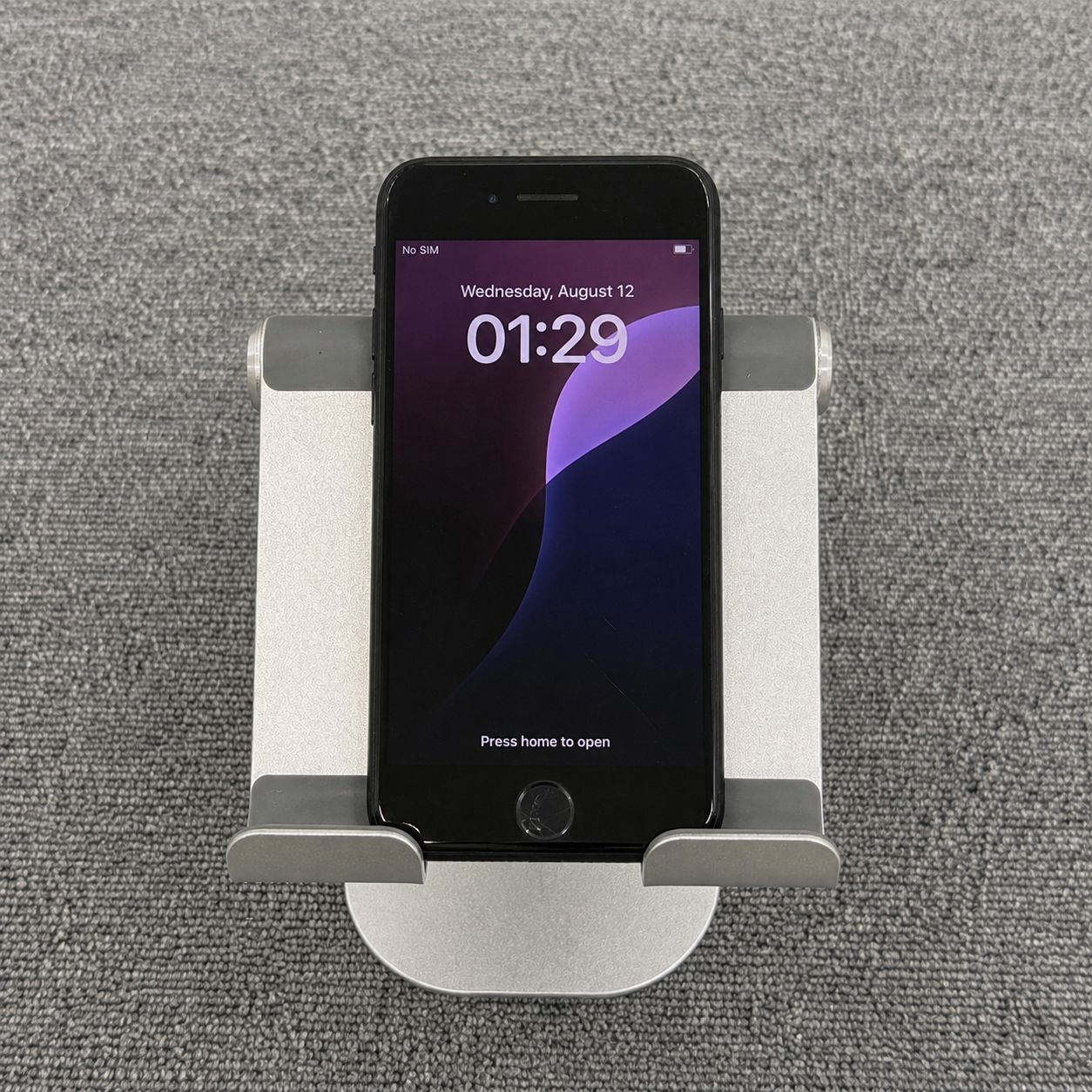 Apple 中古 訳あり Apple iPhone SE (第3世代) ミッドナイト 64GB