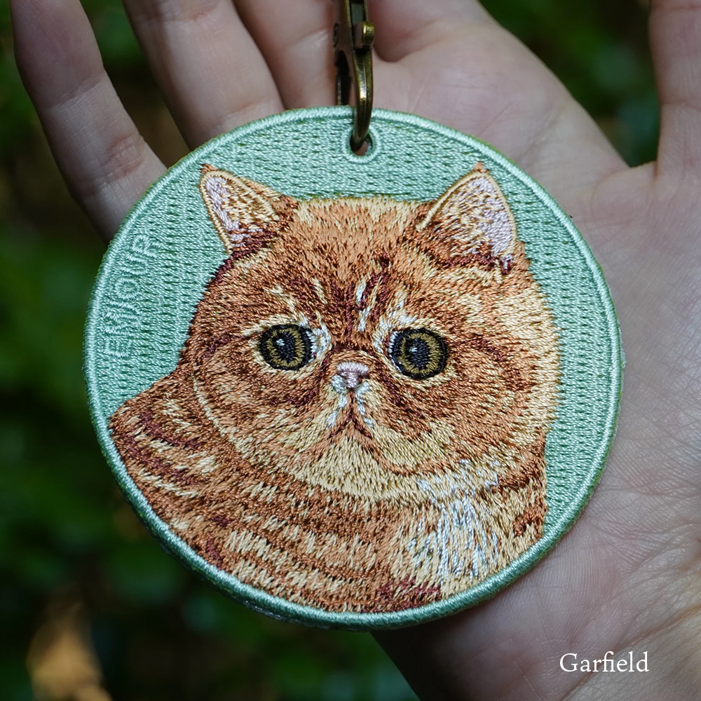 キーホルダー 猫 刺繍 ネコ ネコ柄 チャーム ペット ガーフィールド 黒