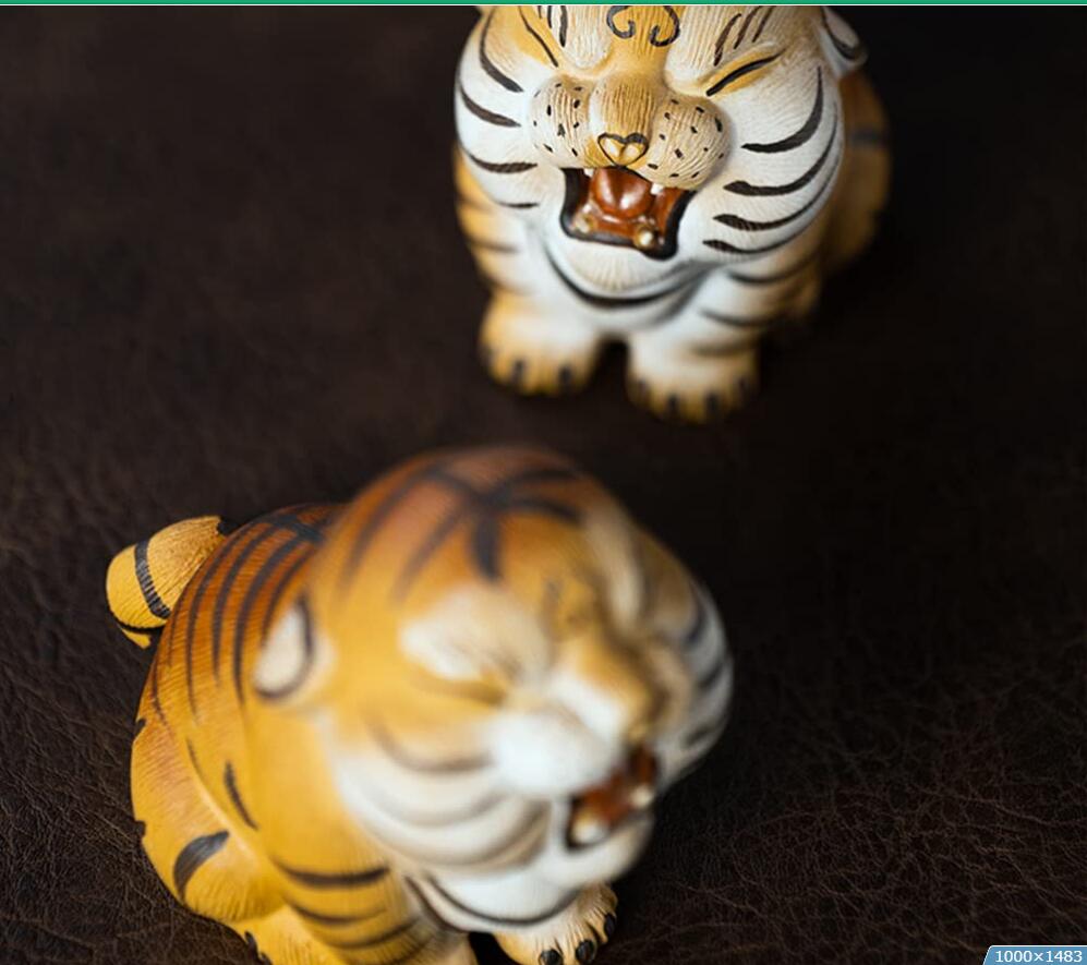骨董品 陶器 虎 トラ 寅 タイガー 置物 磁器 干支 縁起物 工芸 白陶器 ホワイトタイガー 置物 トラ 木製 干支 虎 寅 タイガー 風水