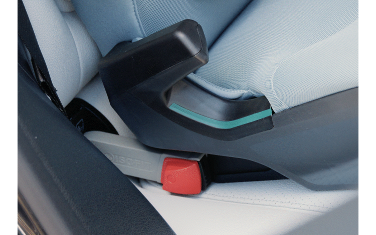 チャイルドシート「キッドフィックスプロ」