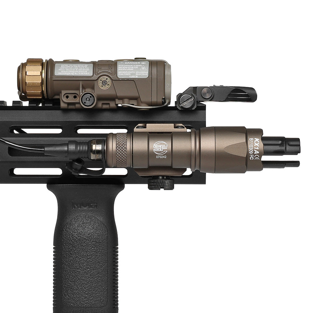 SOTAC製 SUREFIRE M300C スカウトライト ウェポンライト レプリカ 高