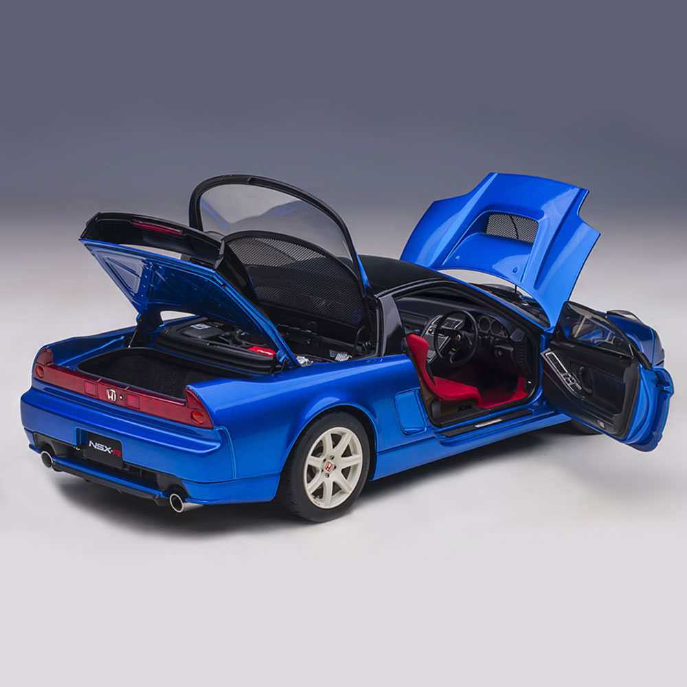 2002 Acura NSX diecast model car 1:18 scale die cast by