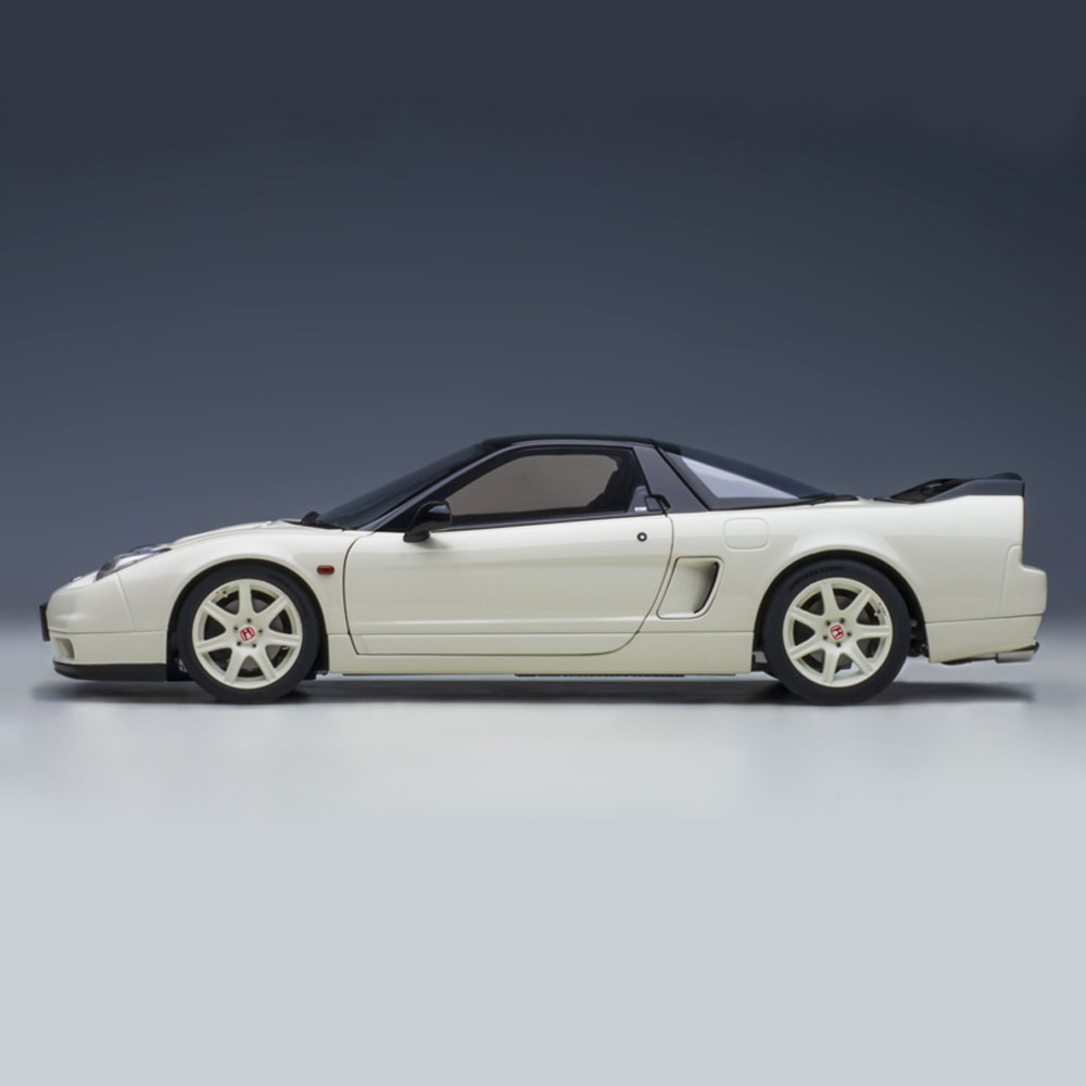 ミニカー 1/18 ホンダ NSX-R NA2 チャンピオンシップホワイト オートアート Honda モデルカー 73219 : 73219 :  エアージェイYahoo!ショッピング店 - 通販 - Yahoo!ショッピング