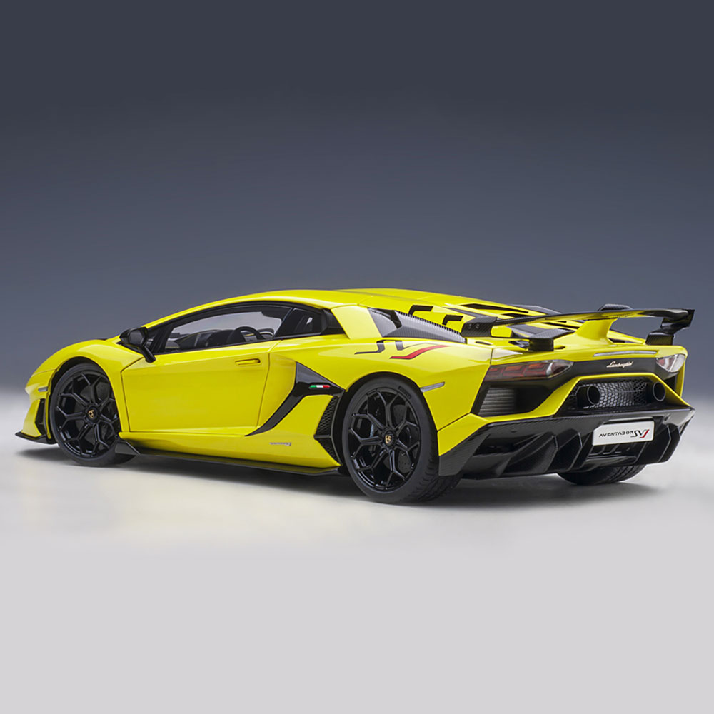 ミニカー 1/18 ランボルギーニ アヴェンタドール SVJ パール イエロー オートアート Lamborghini Aventador モデルカー  79175 : 79175 : エアージェイYahoo!ショッピング店 - 通販 - Yahoo!ショッピング