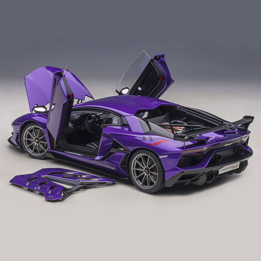 ランボルギーニLamborghini アヴェンタドールSVJ 1/18 MR lamborghini-aventador-svj-