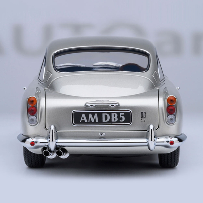 1/18 アストンマーチン DB5 シルバー メタリック ミニカー ブランド