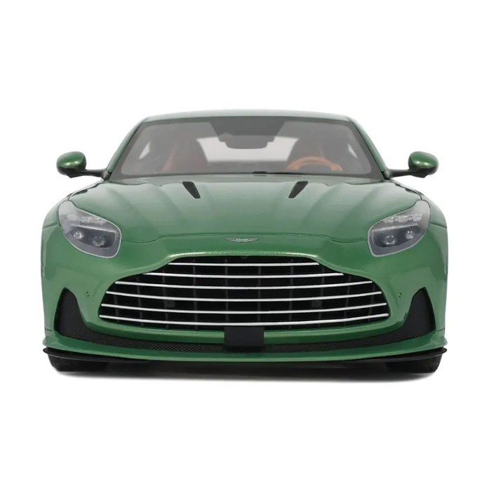 1/18 アストンマーチン　初代　ヴィラージュ 1/18 アストン マーティン DB12 ヴァンテージ 2023 (グリーン
