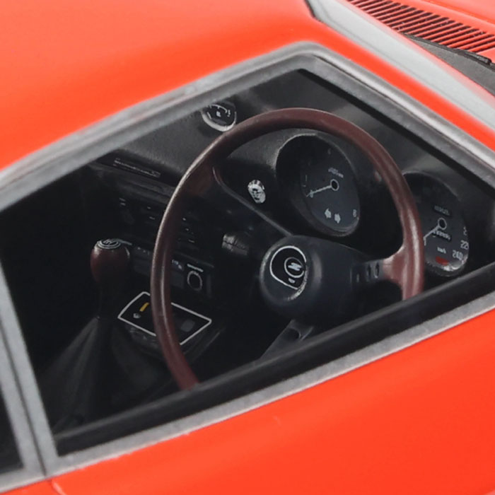 1/18 日産 フェアレディ 240ZG 1972 (レッド) 世界限定 3，000個