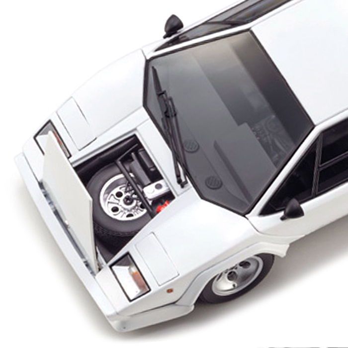 ミニカー 1/18 ランボルギーニ カウンタック LP400S ホワイト : エアー