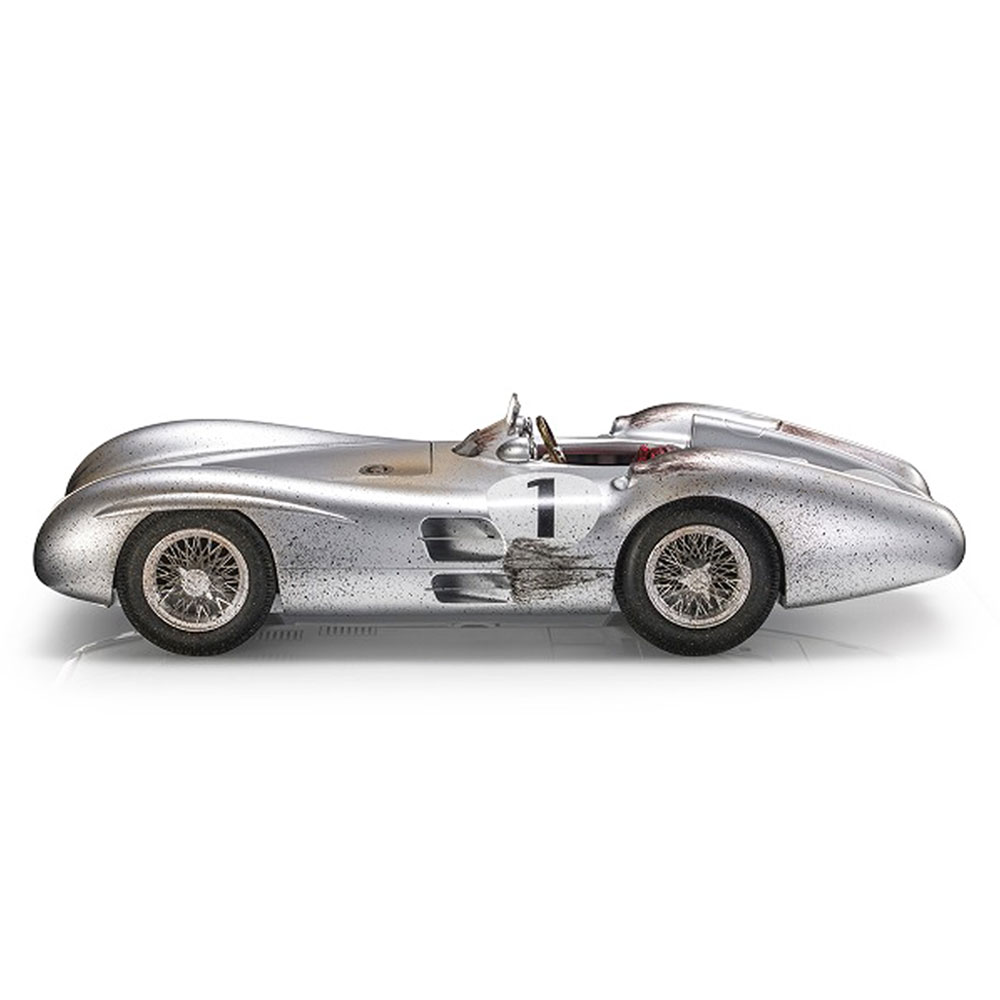 ミニカー 1/18 メルセデス ベンツ W196R ストリームライン 1954