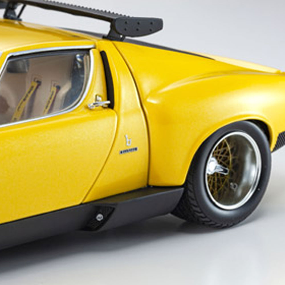 Lamborghini ミニカー 1/18 ランボルギーニ ミウラ SVR イエロー