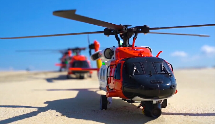 YuXiang F09S UH-60 沿岸警備隊 GPS RC ヘリコプター -RTF【オリジナル