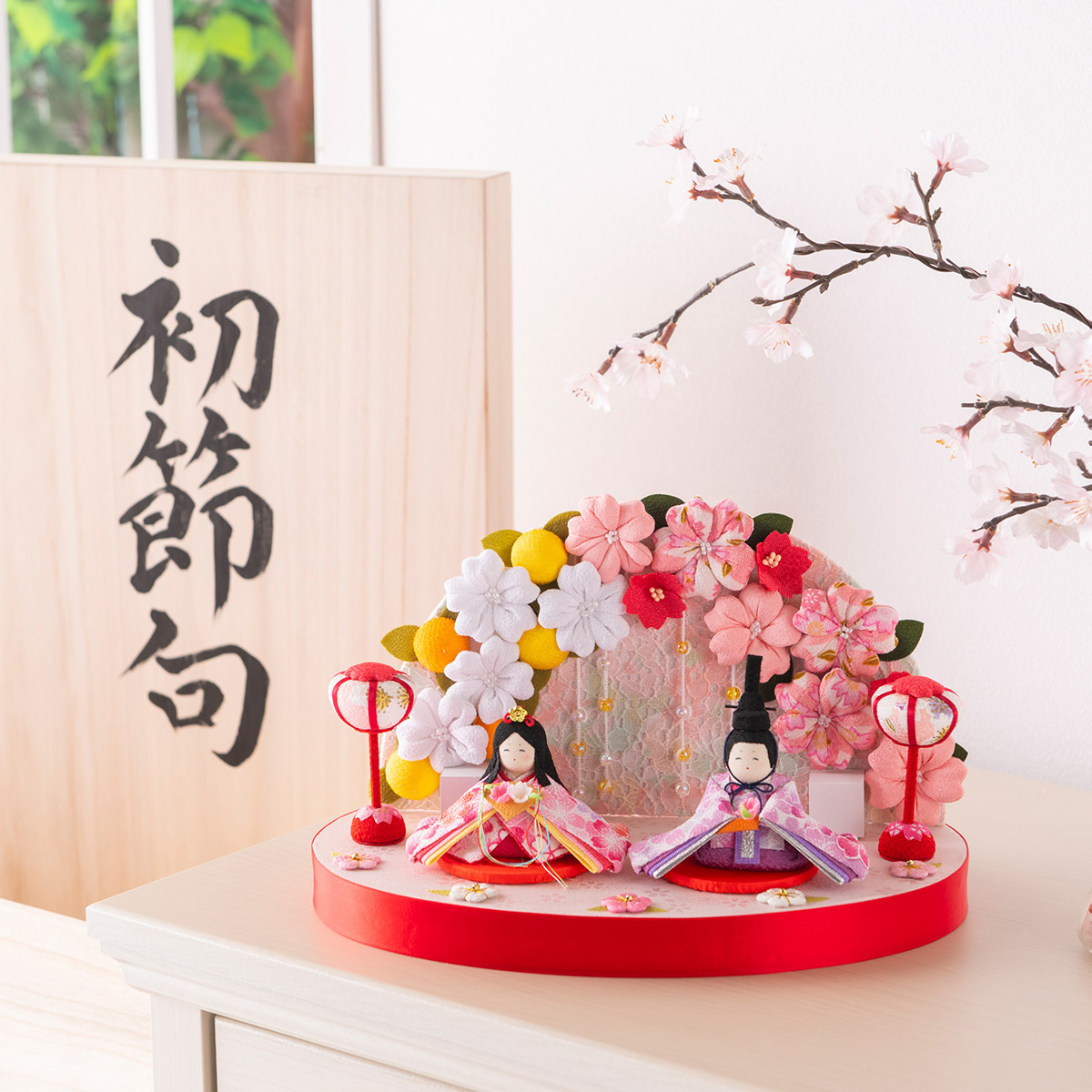 【手渡し限定】雛人形 五段飾 真多呂 収納用桐箱付き 伝統工芸品 kb_kabuto311_2.jpg