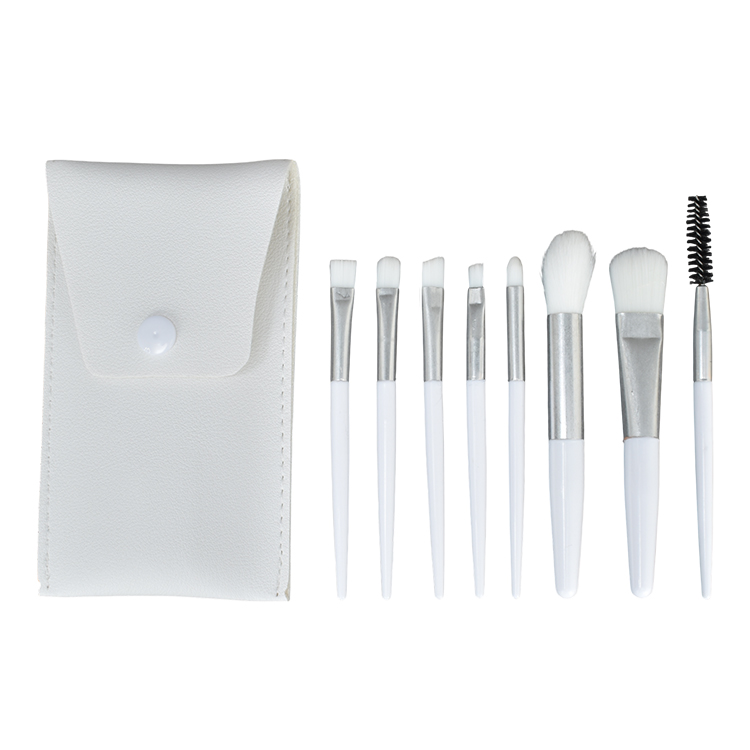 メイクブラシ メイクブラシセット 8本 ケース付き ファンデーション