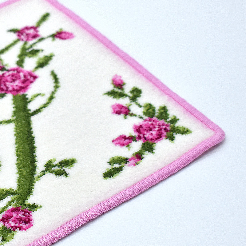 イニシャルハンカチ