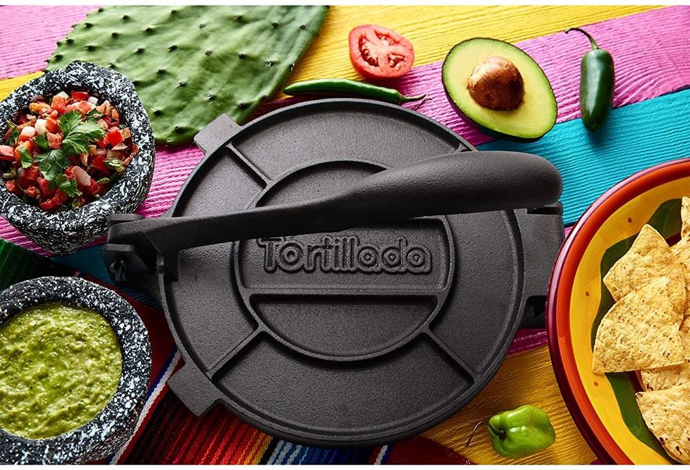 メキシコ製トルティーヤプレス　赤 Amazon | 本物のメキシコ製レッドオールメタルトルティーヤ