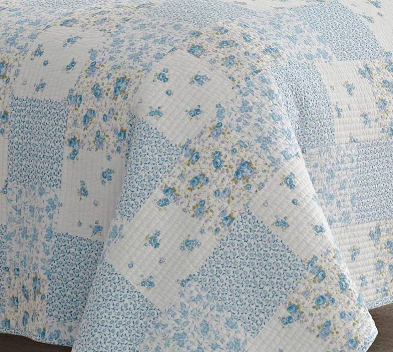 LAURA ASHLEY（ローラアシュレイ） ベッドカバー ピロカバー 3点セット
