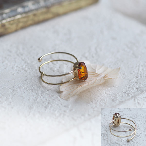 琥珀色ストーンの装飾リング 天然石 デザインリング 琥珀 指輪 こはくアクセサリー ゴールド