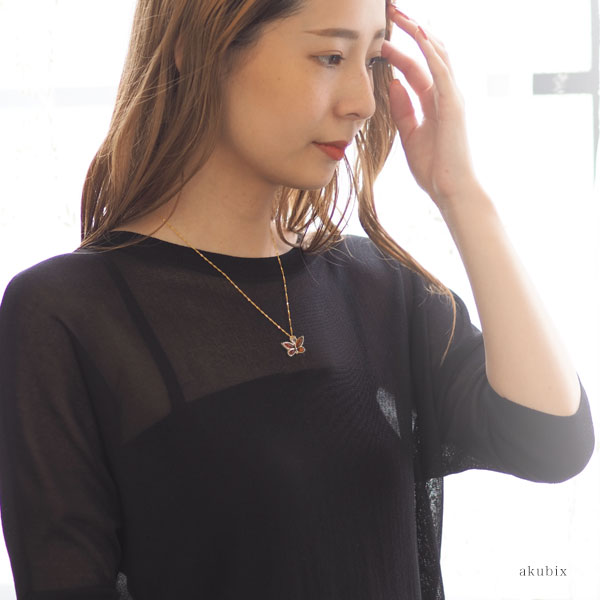 ペンダン ネックレス 天然琥珀 蝶々 5ツ星ランク K18ゴールド