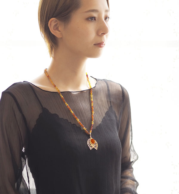 天然琥珀 ネックレス さざれ アクセサリー こはく ペンダント 天然石