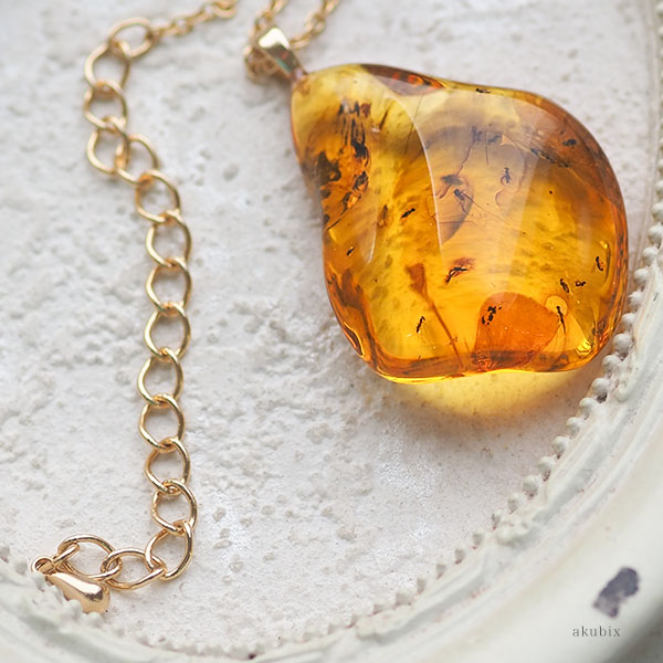 虫入り琥珀ネックレス 送料無料 シルバー Silver925 コレクション