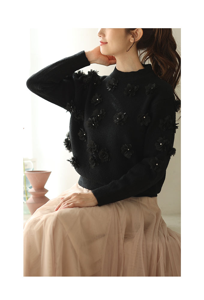 AD2015 15AW フラワー装飾ショートニット 黒 短丈 花 花柄ジャカードニットプルオーバー - ベルーナ【公式】