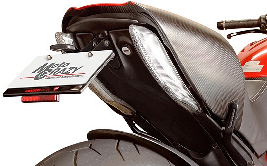 DUCATI（ドゥカティ） DIAVEL用ステンレス製 フェンダーレスキット