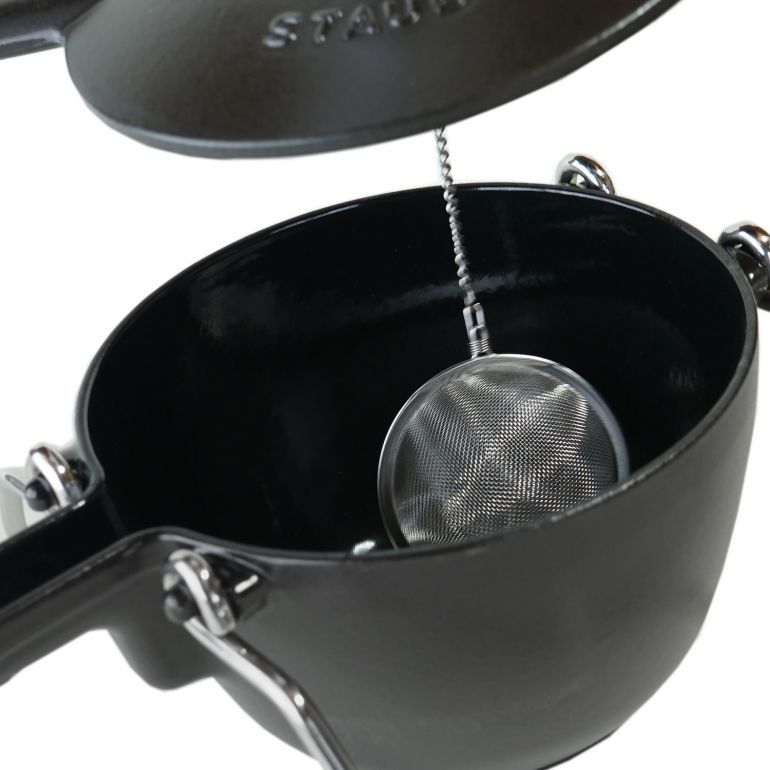 Staub（ストウブ） ラウンド ティーポット 丸型 やかん ケトル