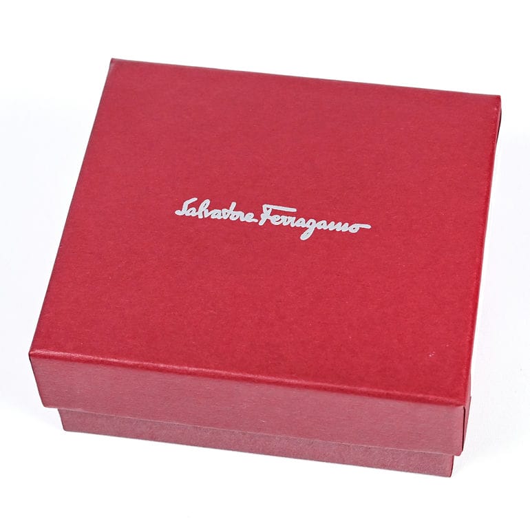 赤茶　クロコダアイル　型押し　Salvatore Ferragamo【箱付き】 赤茶 クロコダアイル 型押し Salvatore Ferragamo【箱付き