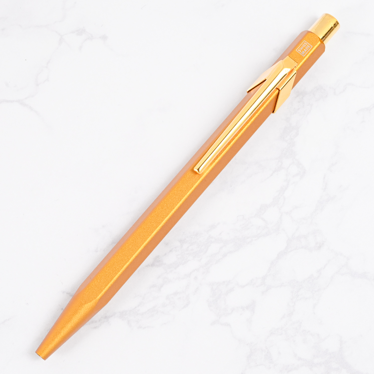 CARAN d'ACHE（カランダッシュ） ボールペン 全3カラー 849 プレミアム
