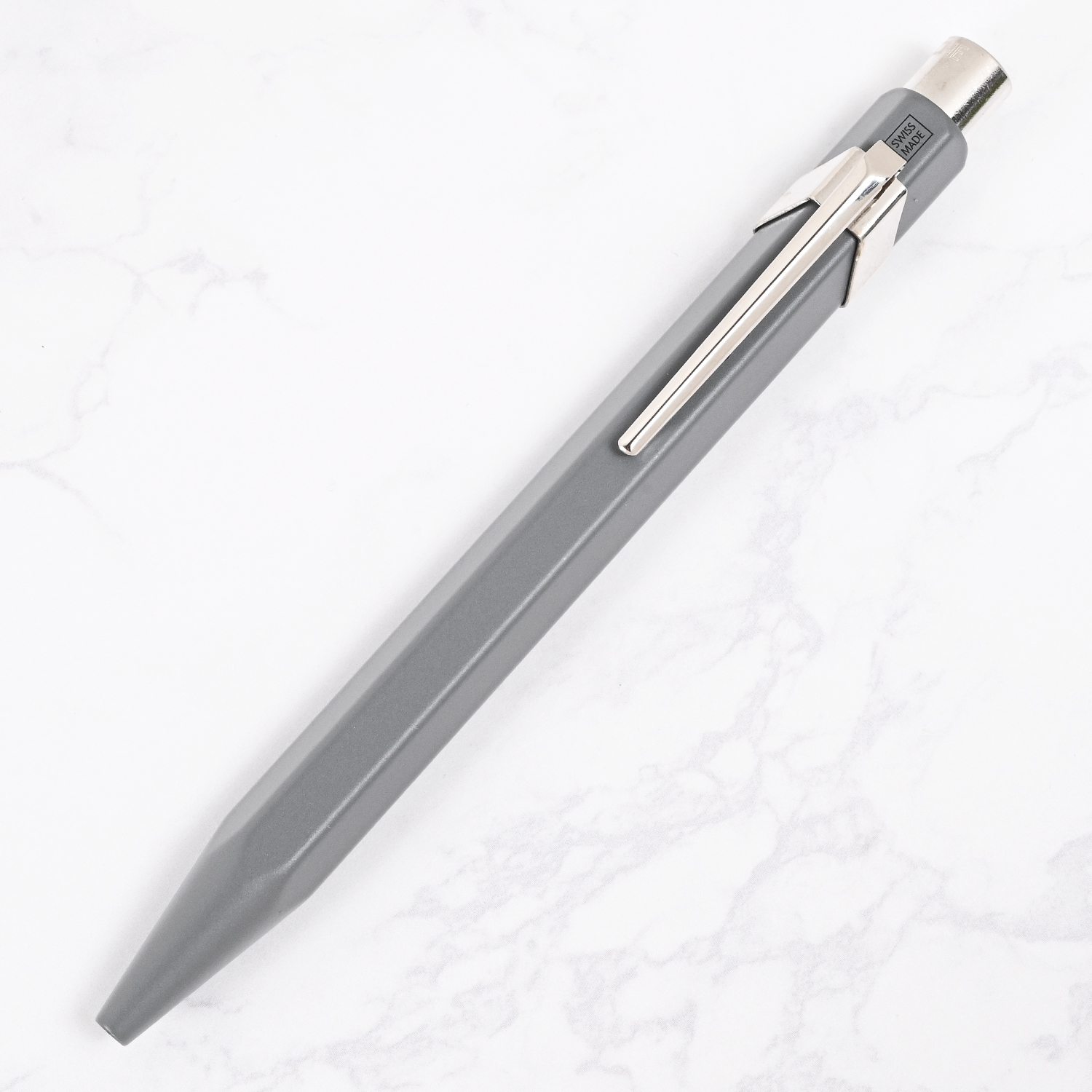 CARAN d'ACHE（カランダッシュ） ボールペン 全5カラー 849 ローラー