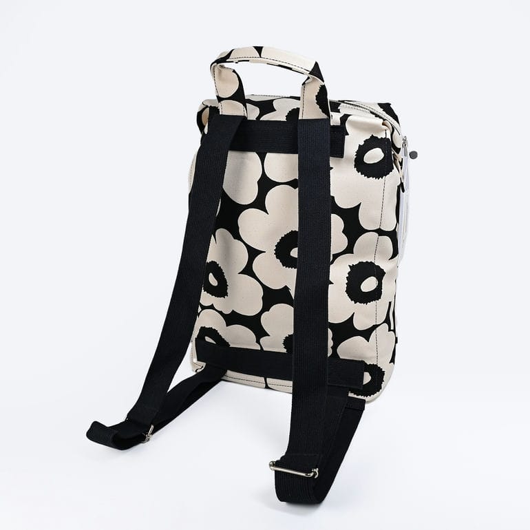 未使用 美品 マリメッコ Marimekko バックパック リュックサック