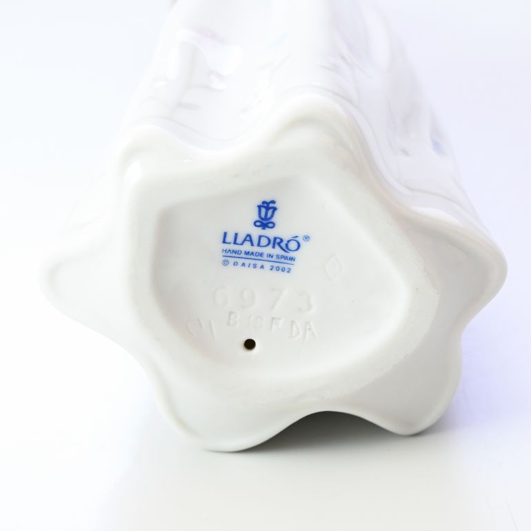 LLADRO リヤドロ 我が家のプリンセス 新品未使用LLADRO リヤドロ我が家のプリンセス