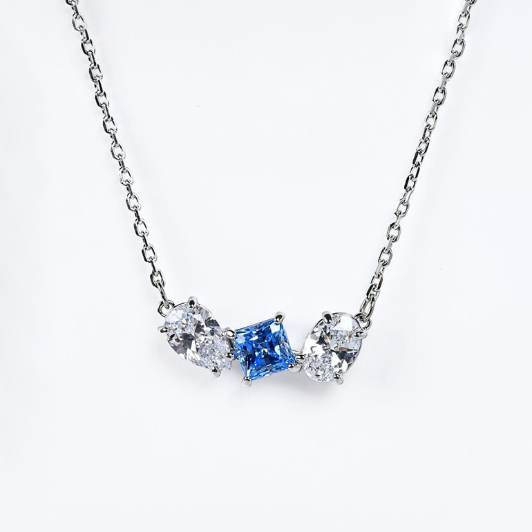 スワロフスキーSwarovski 4点 セット SWAROVSKI スワロフスキー ネックレス 全3種 ギフトセット 純正