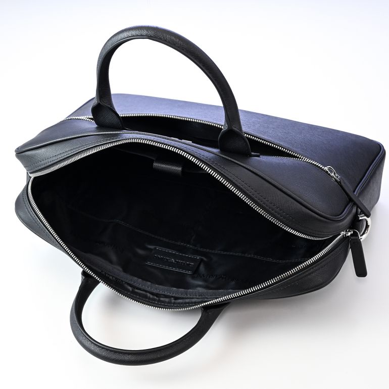 ■EMPORIO ARMANI■ジップ＆ポケット フォンケース Brandol / EMPORIO ARMANI エンポリオアルマーニ 小銭入れ