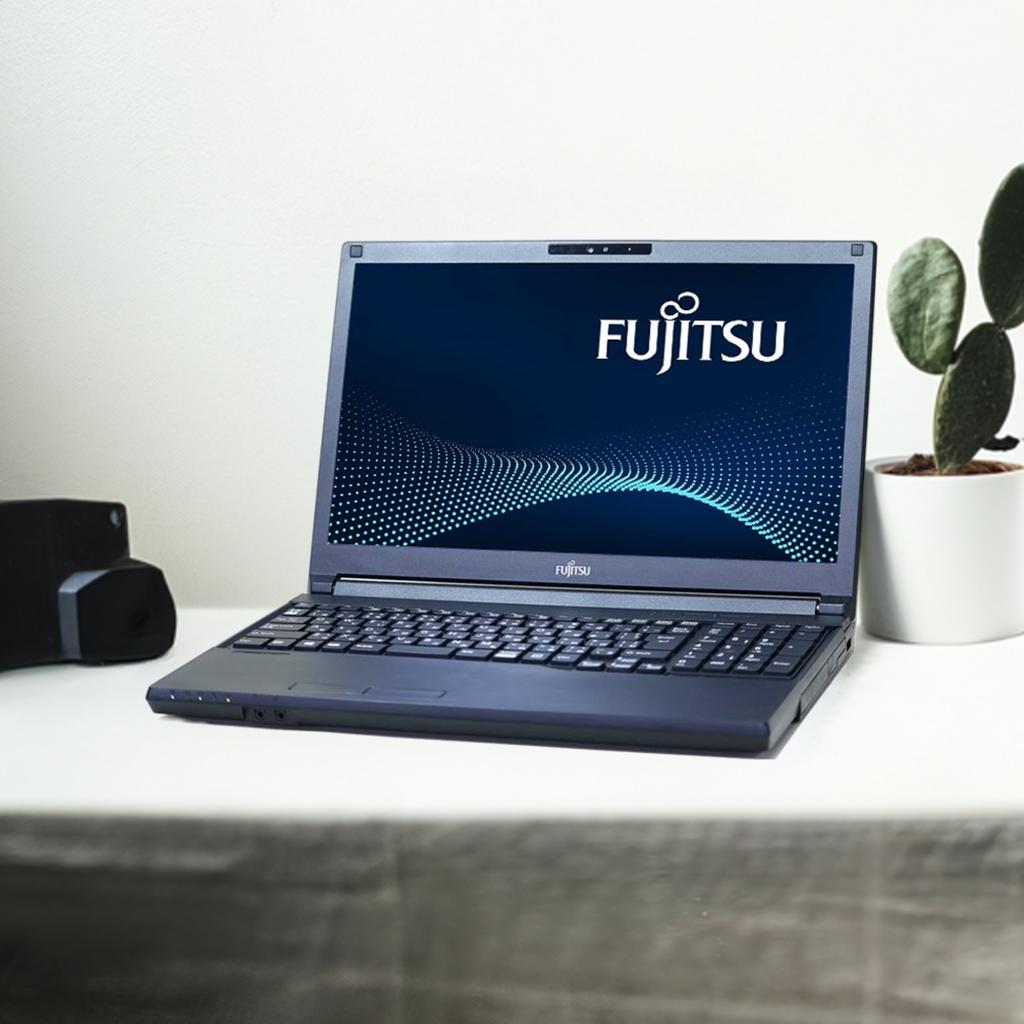 富士通 LIFEBOOK A579 15.6型大画面フルHD テンキー 8世代Core i5-8365U SSD256GB RAM8GB Ｗebカメラ内蔵 顔認証 DVD HDMI Office Windows11 中古ノートパソコンの画像