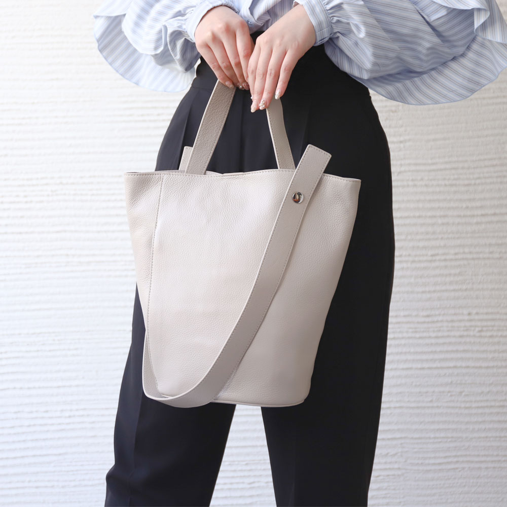 トートショルダーバッグ レディース ブランド BEAURE ビュレ ヴュレ 本革 レザー | Beau're | 01