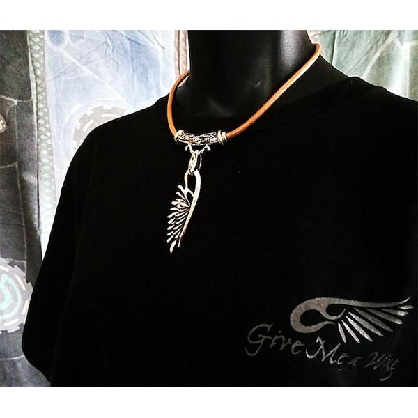 Give Me a Wing ウイング 大 パイプ 革紐 仕様 メンズ レザー ネックレス ペンダント 革ひも チョーカー シルバー シルバー925 革 翼 羽 アクセサリー_1