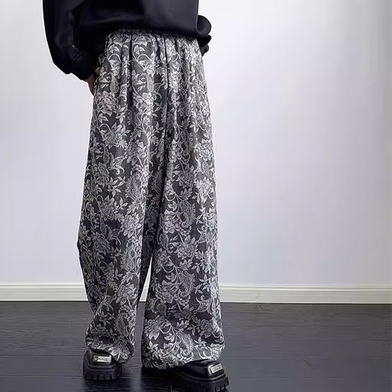 NASHE HALLIE スラックス　総柄パンツ NASHE HALLIE スラックス 総柄パンツ