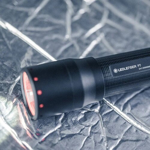 LEDLENSER LEDフラッシュライト P7 IP68 白色光 最大650lm 単