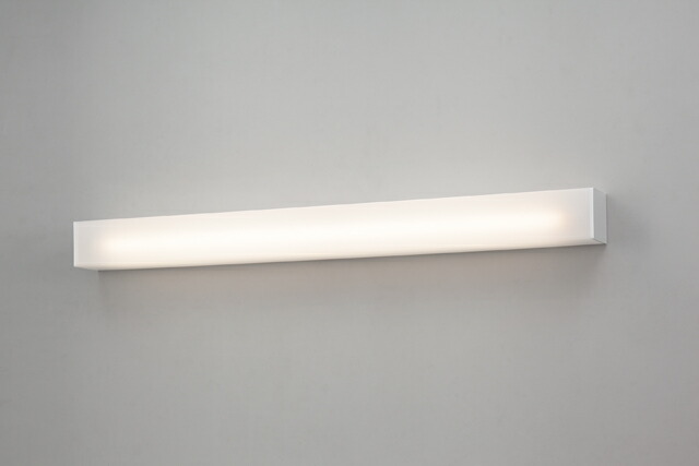 東芝　LEDブラケット 吹き抜け・高天井用 密閉タイプ 壁面専用 直管形LEDランプ(LDL40)専用 ランプ別売　LEDB83110N