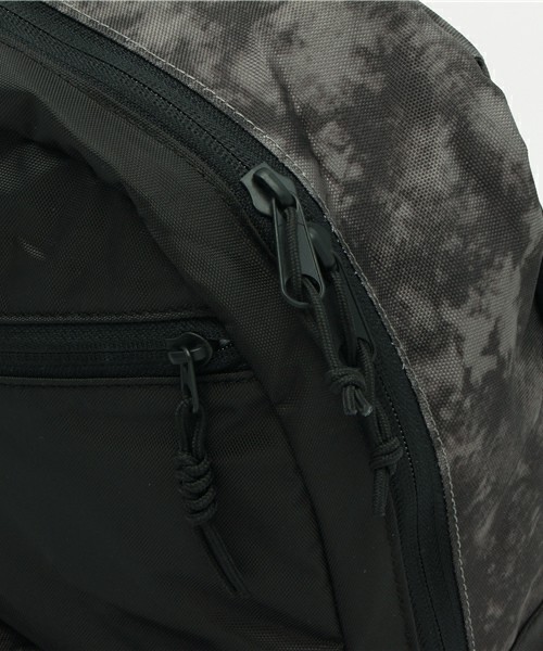 VOLCOM ボルコム バックパック リュックサック ACADEMY カーキ系