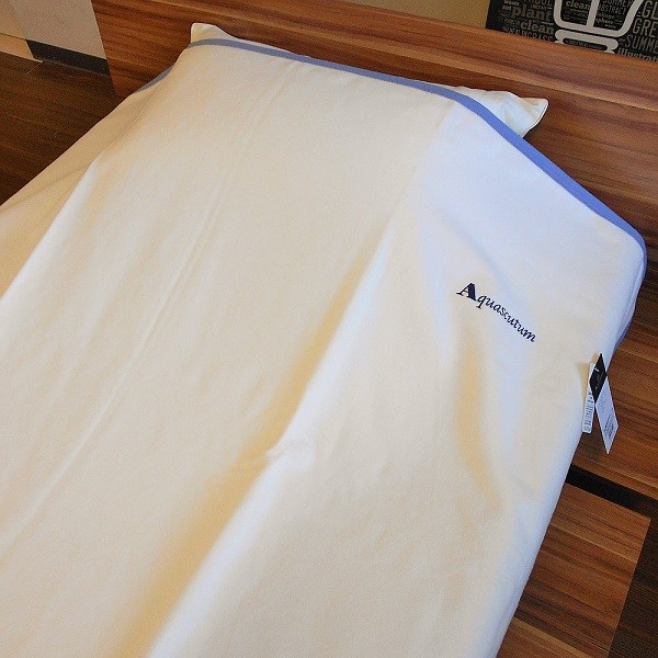Aquascutum アクアスキュータム 綿毛布 シングルサイズ 綿100％ 日本製