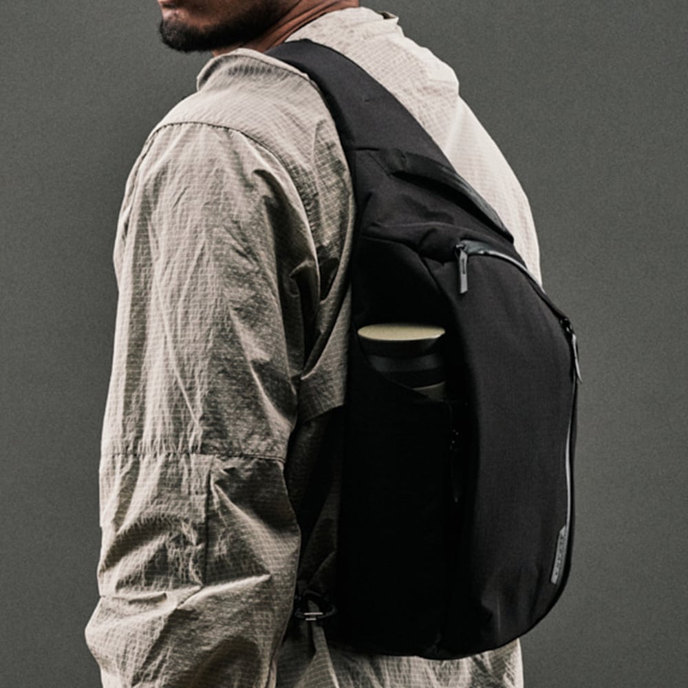 【公式】METRO CROSSBODY  左右2タイプ クロスボディバッグ スリングバッグ ショルダーバッグ 10L トラベル 旅行 ビジネス [ALPAKA/アルパカ]の画像