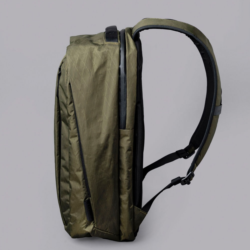 【公式】バックパック METRO BACKPACK PRO X-PAC リュックサック 24L リュック 通勤 旅行 ビジネス 撥水 アウトドア 旅行 トラベル[ALPAKA/アルパカ][送料無料]の画像